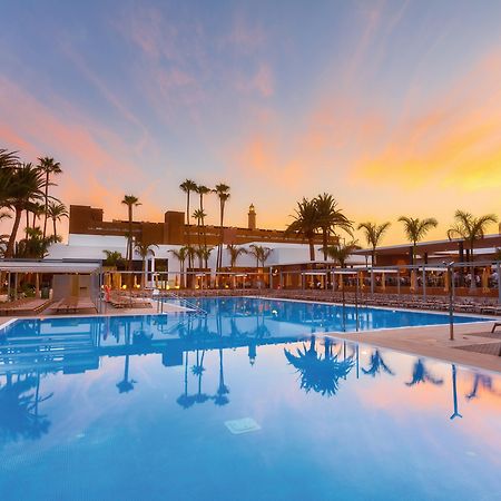 Riu Palace Oasis Hotel Maspalomas  Exterior photo